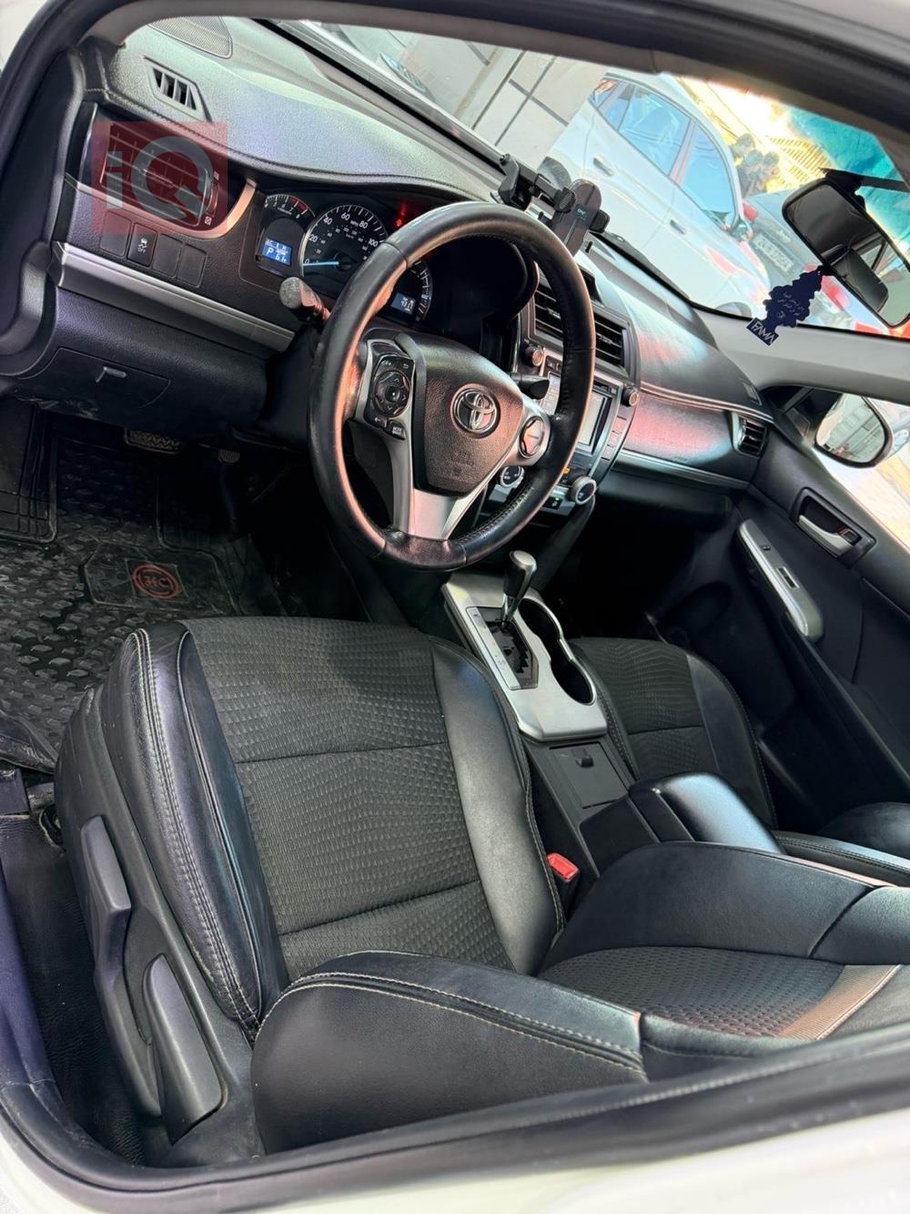 تۆیۆتا کامری